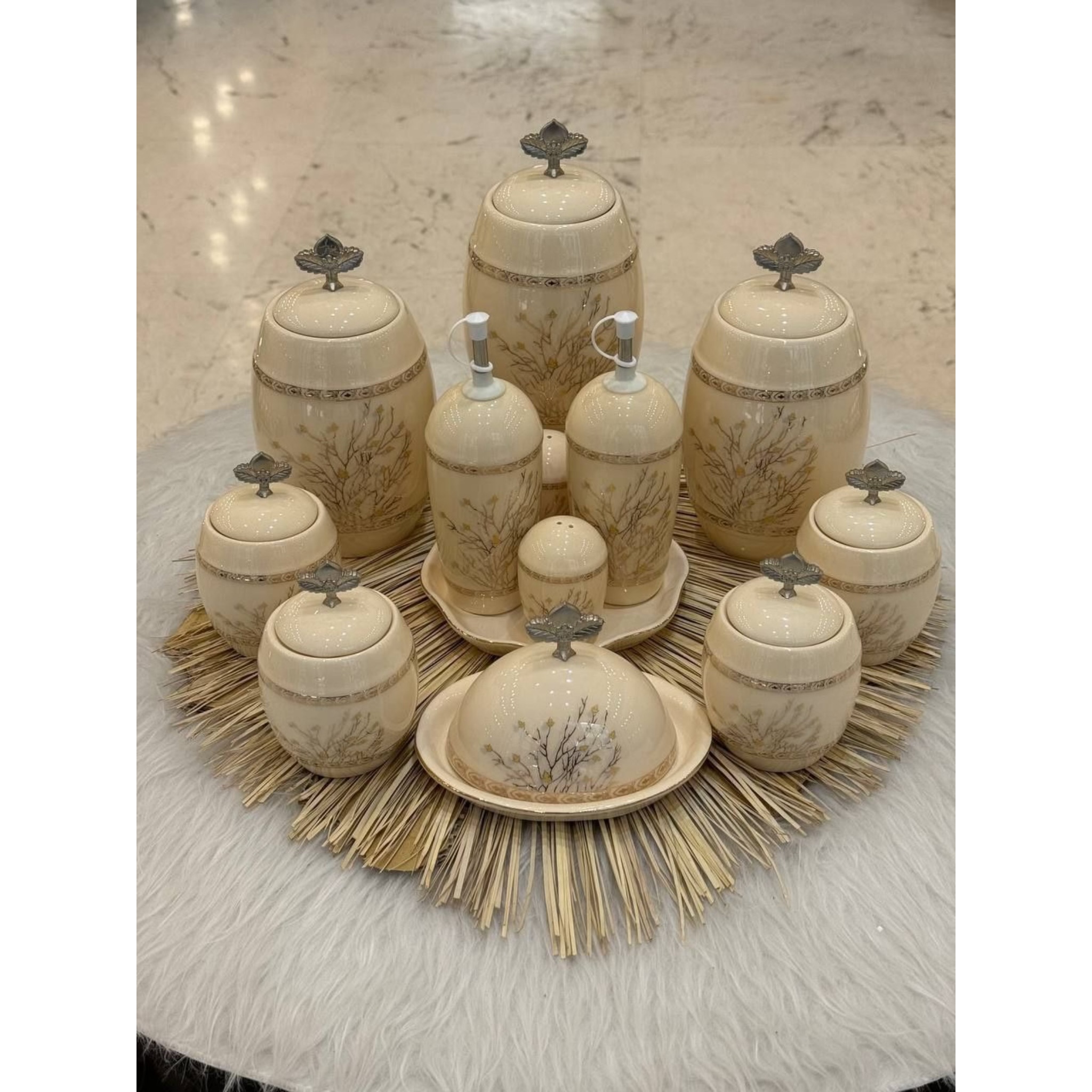 سرویس پاسماوری ۱۴ پارچه چینی مدل روشا طرح بیضی گل پنبه