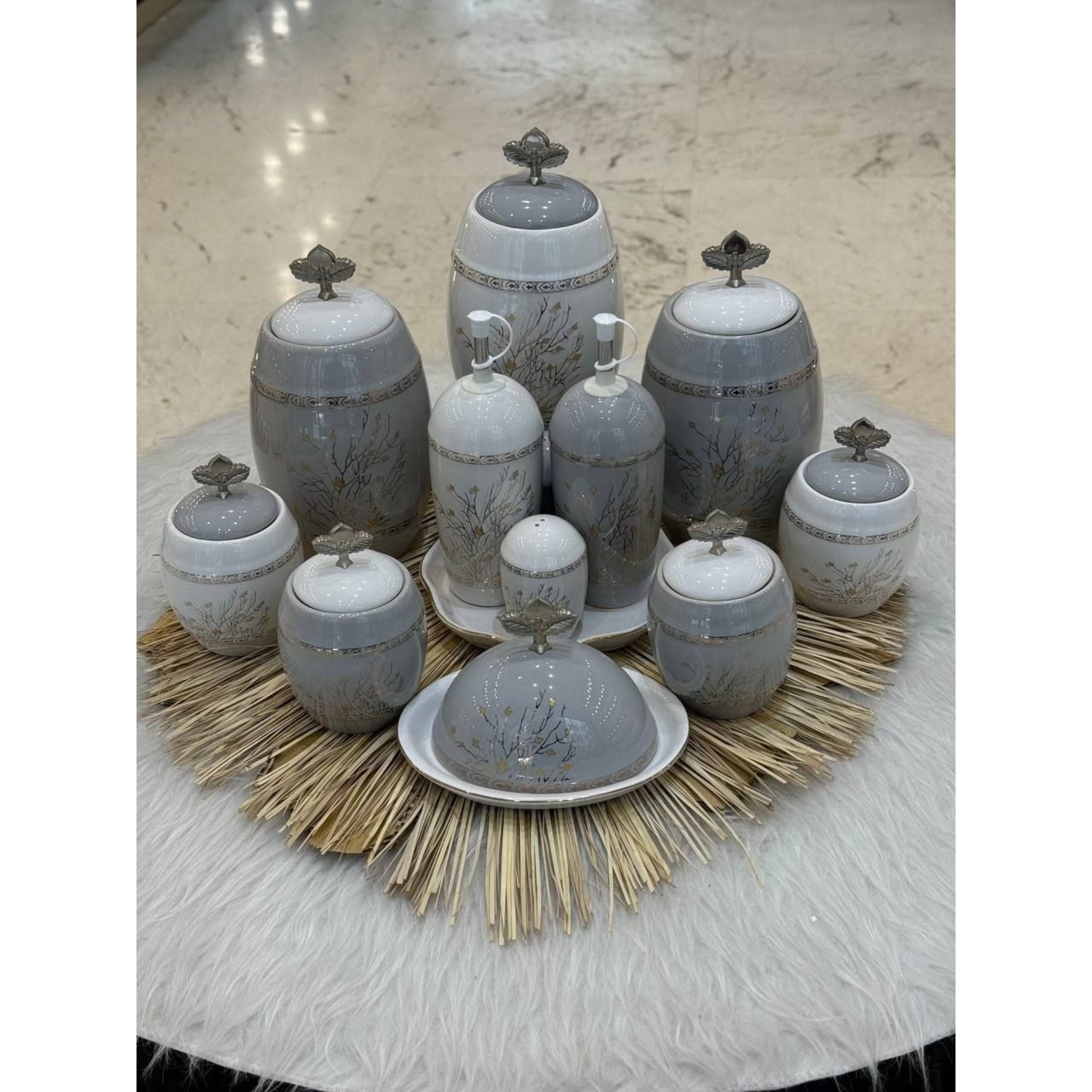 سرویس پاسماوری ۱۴ پارچه چینی مدل روشا طرح بیضی گل پنبه